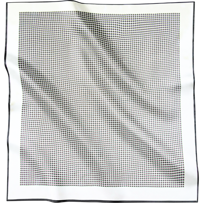 CARRÉ 70 ÉCHIQUIER CHIC